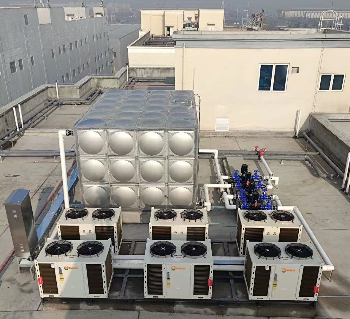 Çift kaynaklı akıllı anahtarlama + atık ısı geri kazanımı | Bu enerji tasarrufu sağlayan çözüm, işletmelerin enerji tüketim maliyetini doğrudan %40 oranında azalttı Çift kaynaklı akıllı anahtarlama + atık ısı geri kazanımı | Bu enerji tasarrufu sağlayan çözüm, işletmelerin enerji tüketim maliyetini doğrudan %40 oranında azalttı